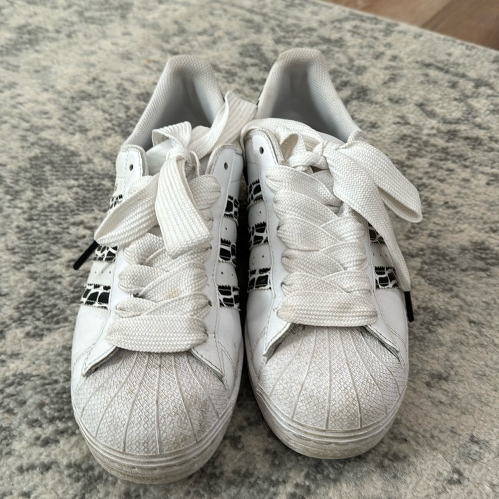 Adidas superstar
